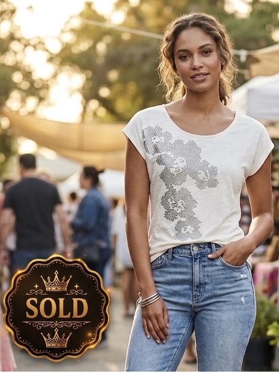 Apt. 9 Tops - Apt. 9 Cream Tee with Gray Floral Metallic Print